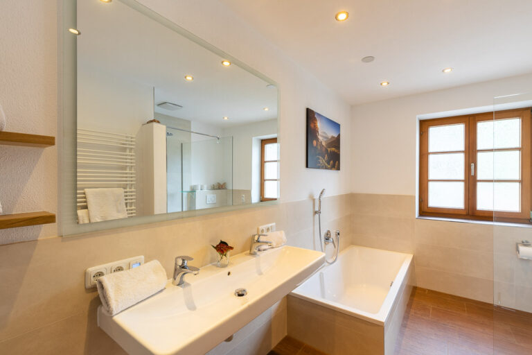 Bichl-Alm-IU2A2901-HDR